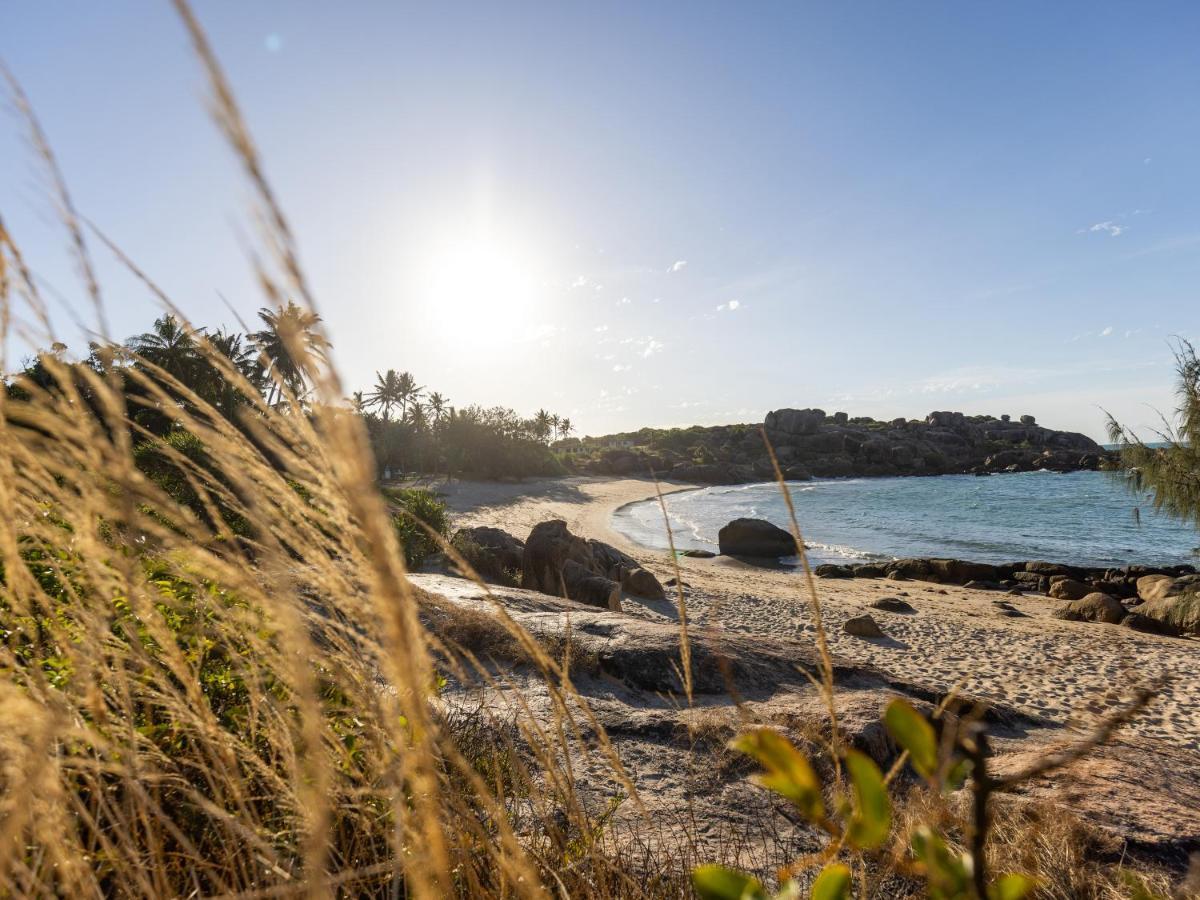 Nrma Bowen Beachfront Holiday Park Exteriör bild