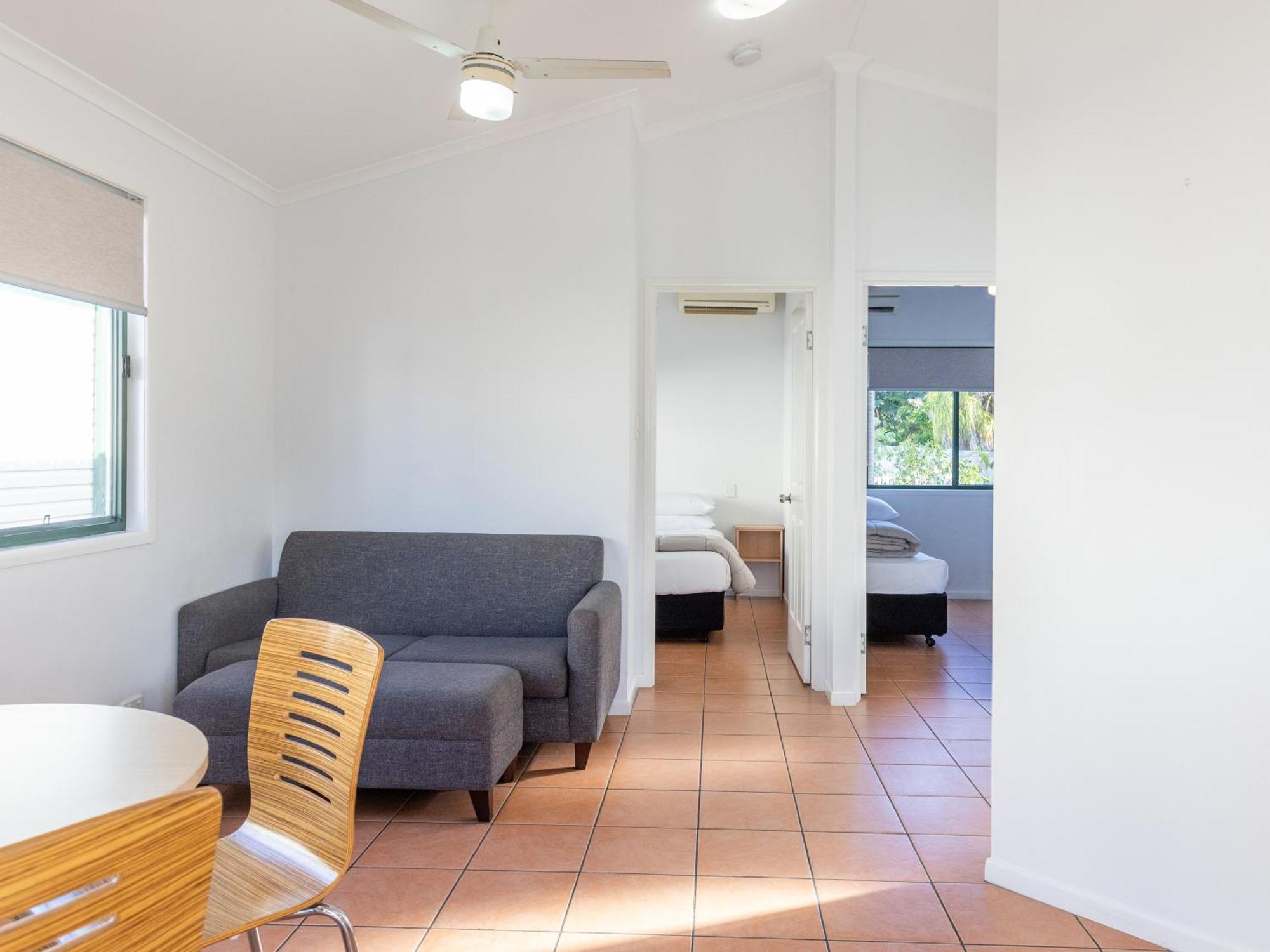 Nrma Bowen Beachfront Holiday Park Rum bild